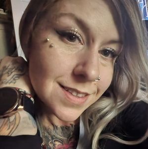 Meet your Posher, Sabrina